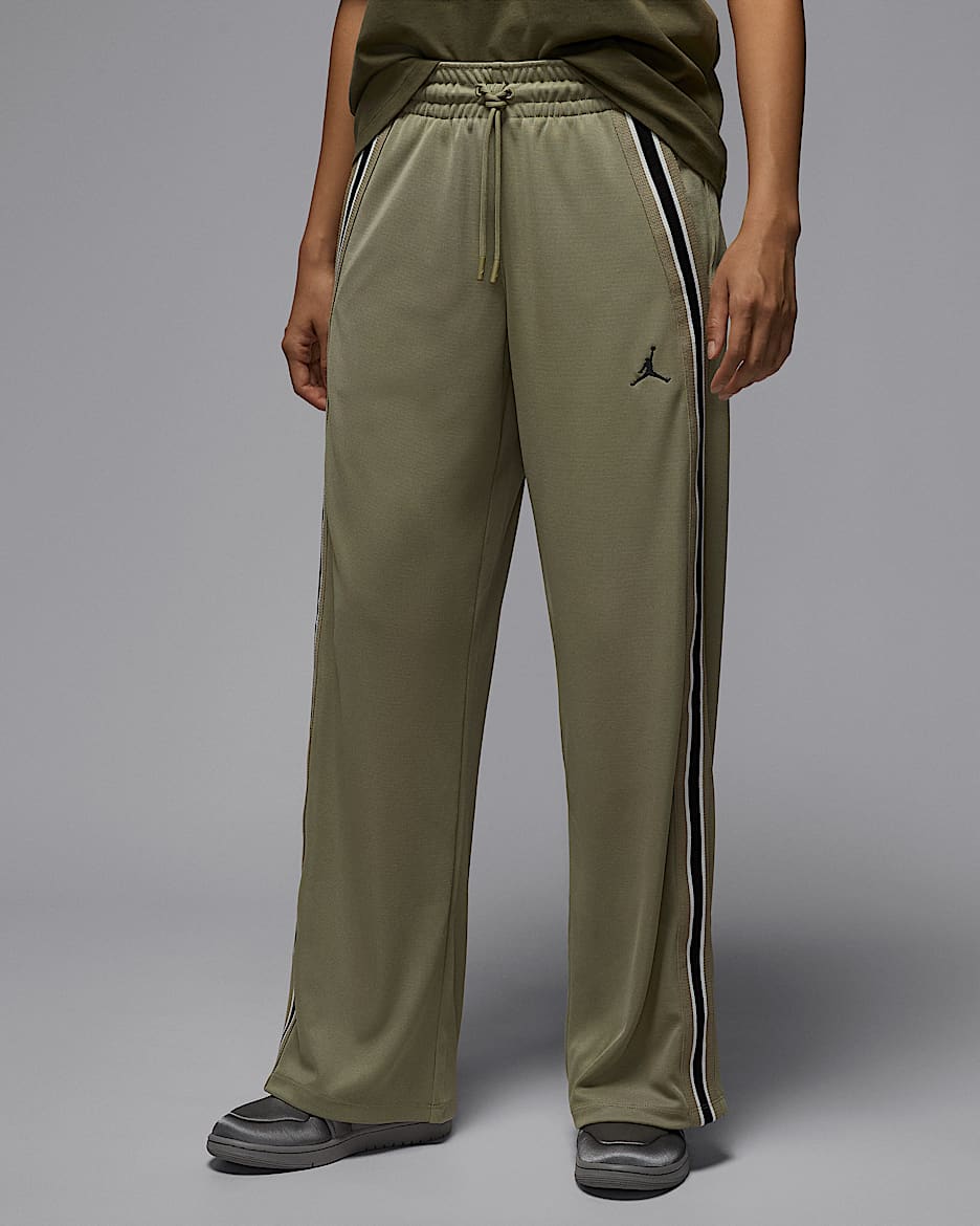 夢子 両面刺繍ソックス 32cm（さくら女神） | 【公式通販】イースト